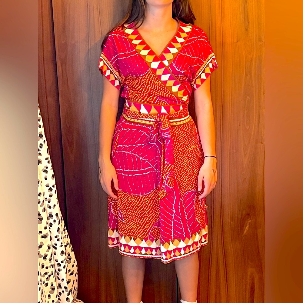 Diane von furstenberg wrap dress